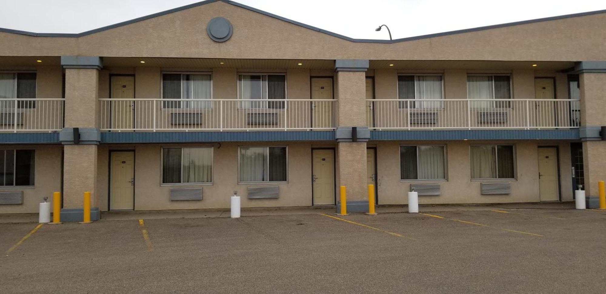 Days Inn By Wyndham Swift Current Esterno foto