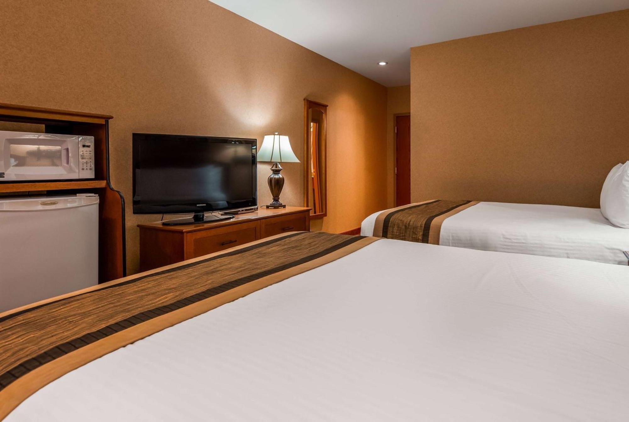 Days Inn By Wyndham Swift Current Esterno foto