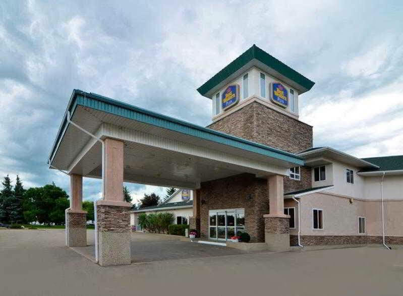 Days Inn By Wyndham Swift Current Esterno foto